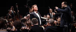 Tenor Klaus Florian Vogt, Dirigent Andris Nelsons und die Berliner Philharmoniker am 24.6.2023