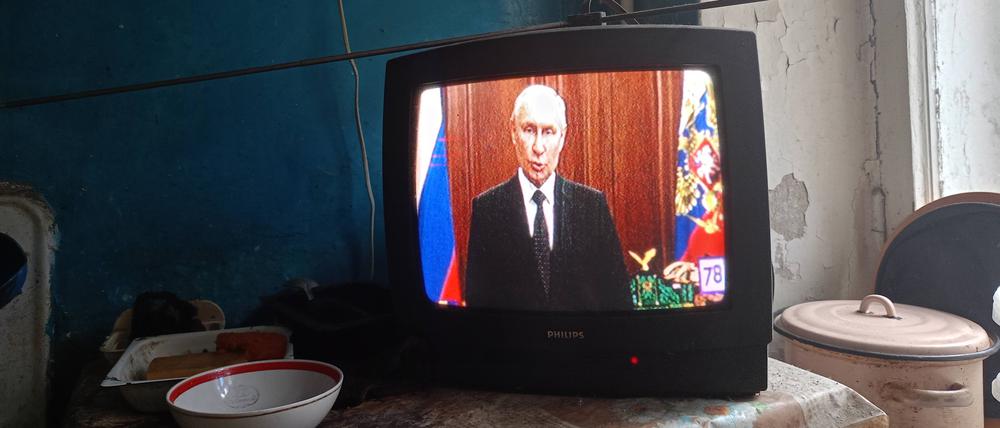Propaganda im russischen Staatsfernsehen (Symbolbild)