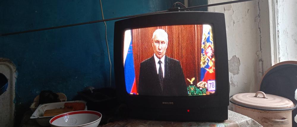 June 24, 2023, St. Petersburg, Russia: TV Appeal of the President of Russia Vladimir Putin to the citizens of Russia, personnel of the Armed Forces of the Russian Federation, law enforcement officers in connection with the situation with PMC Wagner. St. Petersburg Russia - ZUMAs197 20230624_zaa_s197_072 Copyright: xArtemxPriakhinx