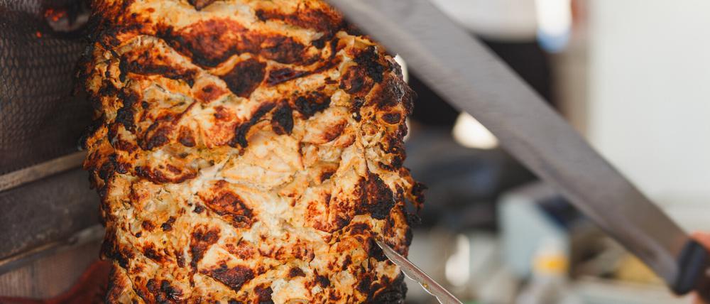 Ein Dönerspieß (Symbolbild).