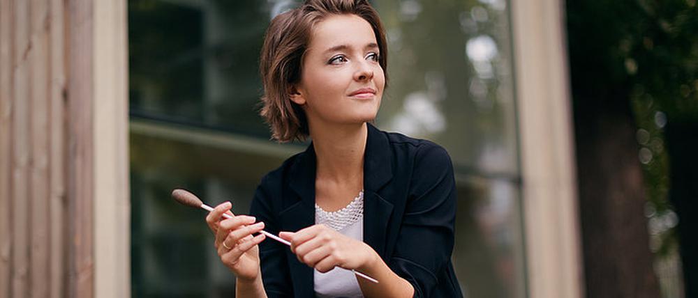 Die junge Dirigentin Anna Rakitina: Auf dem Programm standen Janácek, Prokofjew und Dvorák.  