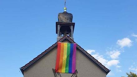Die Fahne hing auch vor zwei Jahren an der St. Michaelkirche