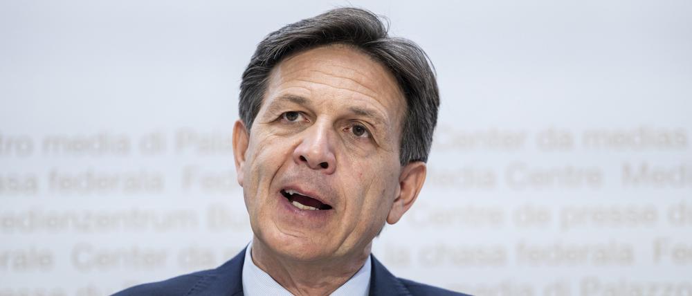Christian Dussey, Direktor Nachrichtendienst des Bundes (NDB) der Schweiz, erläutert vor den Medien den Lagebericht Sicherheit Schweiz 2023 des NDB. 