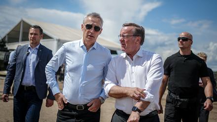 Nato-Generalsekretär Jens Stoltenberg und Bundesverteidigungsminister Boris Pistorius.