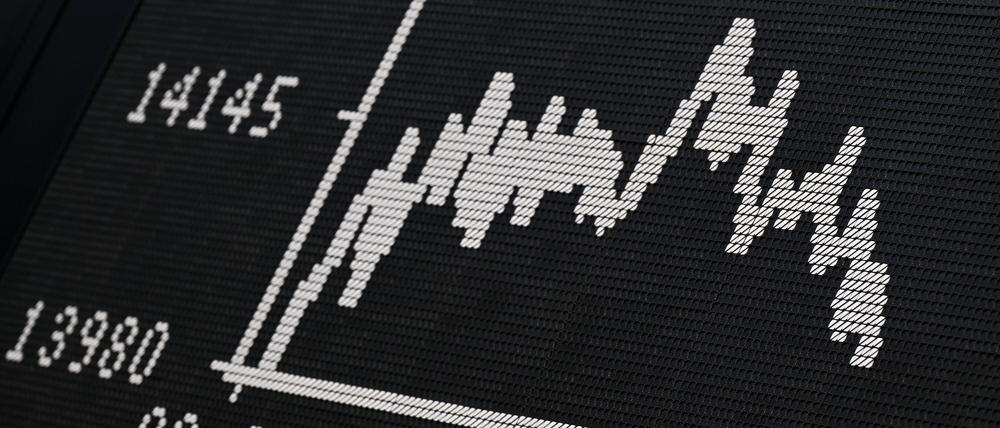  Die Dax-Kurve der Frankfurter Wertpapierbörse: Bis September geht es im Schnitt um 2,7 Prozent abwärts. 