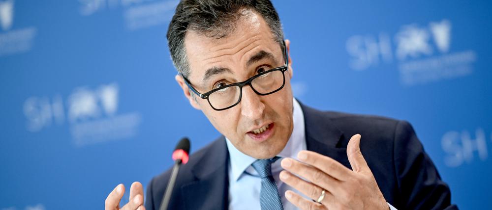 Landwirtschaftsminister Özdemir (Grüne) ist überzeugt, dass der Kreml eine Blockade ukrainischer Getreideexporte weiter als Druckmittel einsetzen wird.