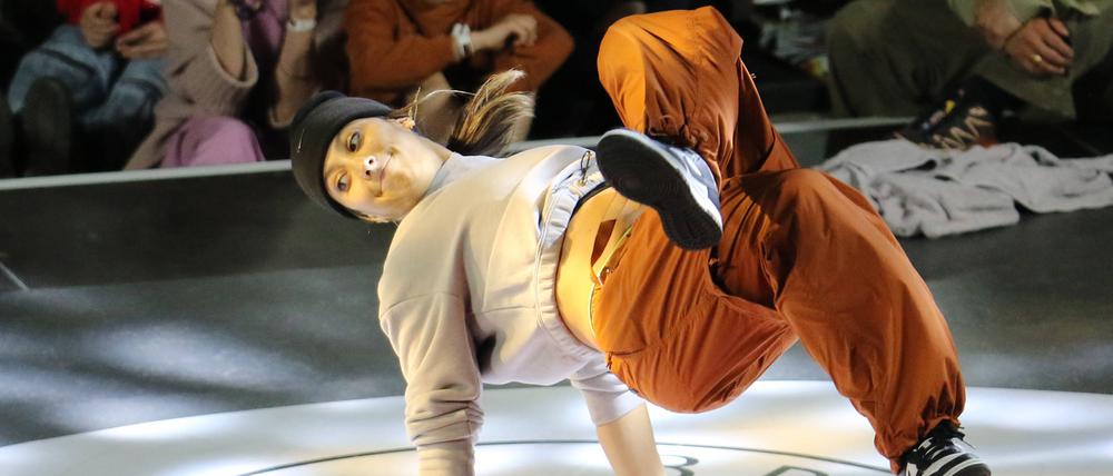 Die Breaker um Jilou feiern bei den European Games Generalprobe für Olympia 2024.