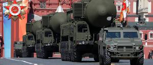 Sollten Russlands Atomwaffen in falsche Hände geraten, wären sie ohne entsprechende Codes kaum zu bedienen.