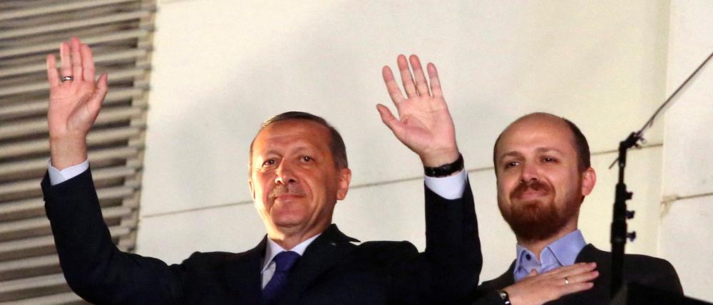 Präsident Recep Tayyip Erdogan und sein Sohn Bilal Erdogan.