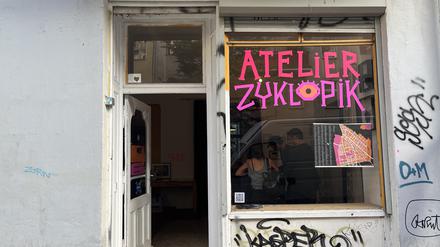 Das Atelier Zyklopik in der Emserstraße. Die neun Mitglieder des Kollektivs Zyklopik sind in unterschiedlichen kreativen Bereichen tätig. Unter anderem waren sehr gute Animationsfilme diverser Künstler:innen zu sehen. 