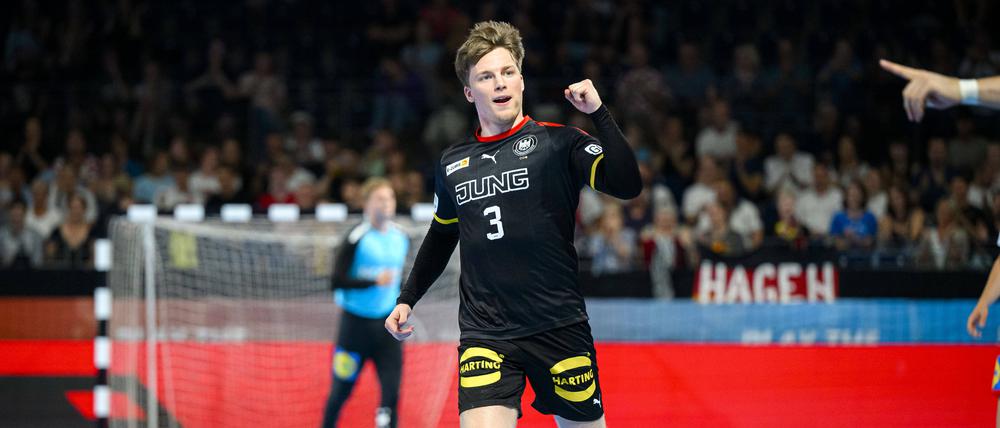 Faust hoch! Nils Lichtlein steht mit der deutschen U21 im Halbfinale.