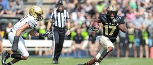 Byron Perkins spielte zuvor an der Purdue University.