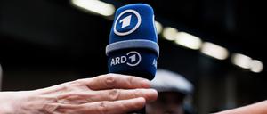 Die ARD-Reform zu mehr Programmzusammenarbeit zwischen den Häusern wird bei den Radio-Infowellen konkreter.
