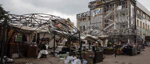 Das zerstörte Restaurant nach dem russischen Luftangriff. 