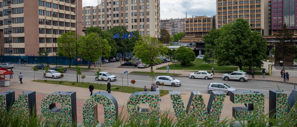 Das Denkmal Newborn in Pristina, der Hauptstadt des Kosovo.