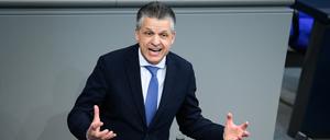 Thorsten Frei (CDU), Parlamentarischer Geschäftsführer der CDU/CSU-Bundestagsfraktion, spricht bei der Plenarsitzung im Deutschen Bundestag. 