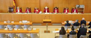 Viele Stühle blieben leer – das Bundesverfassungsgericht bei der Verhandlung am Dienstag.