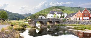 Die beschädigte Nepomukbrücke in Rech wird abgerissen.