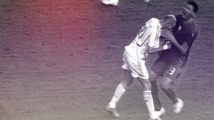 Selbst in der entscheidenden Phase eines WM-Finales wollte es dem besten Fußballer seiner Zeit nicht gelingen, seine Neigung zum Jähzorn unter Kontrolle zu halten.