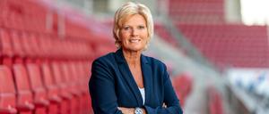 Claudia Neumann kommentiert für das ZDF Spiele der Fußball-Weltmeisterschaft der Frauen aus „Down Under“.