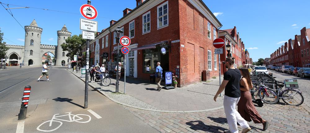 Neues Fest in Potsdam: Vor dem Nauener Tor, in der Friedrich-Ebert-Straße und im Holländischen Viertel wird am 29. Juli gefeiert.