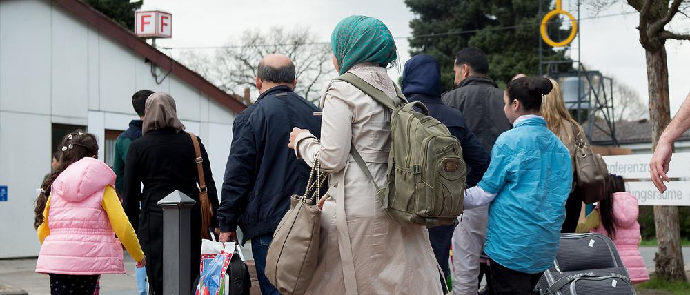 Fast 13.000 Ausländer haben bislang in Nordrhein-Westfalen einen Antrag auf das neue sogenannte Chancen-Aufenthaltsrecht gestellt (Symbolbild).
