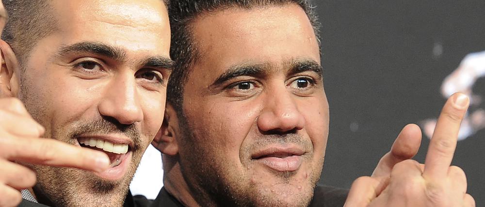 ARCHIV - 03.02.2010, Berlin: Der Rapper Bushido (l) posiert mit Arafat Abou-Chaker bei der Premiere des Films "Zeiten ändern Dich" in Berlin. (zu dpa: "dpa-Story - Clan-Kriminalität in Berlin" vom 05.02.2019) Foto: Jens Kalaene/dpa-Zentralbild/dpa +++ dpa-Bildfunk +++