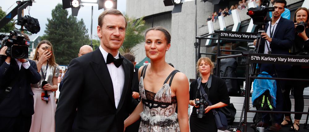 Michael Fassbender und Oscar-Preisträgerin Alicia Vikander.