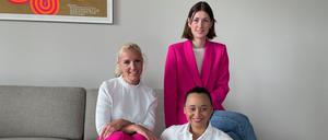 Die Gründerinnen von The Blood: Miriam Santer (Mitte) und Isabelle Guenou (rechts) und Vanessa van den Boom (links) von Mamigut.