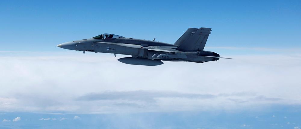 F-16-Jet aus Finnland bei einer Nato-Übung.