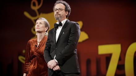 Wohin steuert das Festival jetzt? Das Leitungsduo Mariette Rissenbeek und Carlo Chatrian bei der Eröffnung ihres ersten Berlinale-Jahrgangs 2020. 