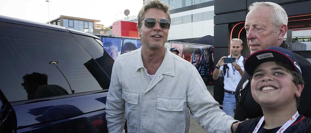 In der Realität angekommen. Brad Pitt im Fahrerlager von Silverstone.