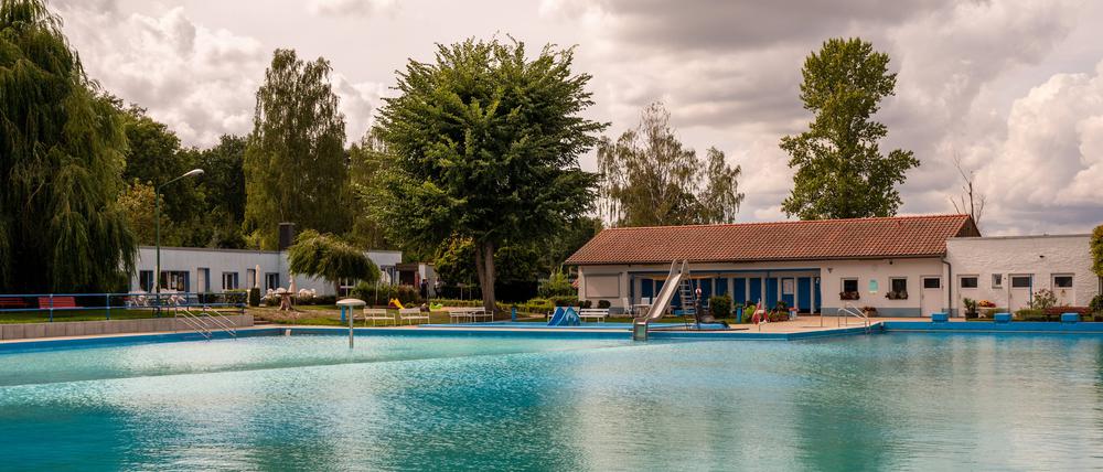 Freibad Merzdorf im Schradenland Berlin 