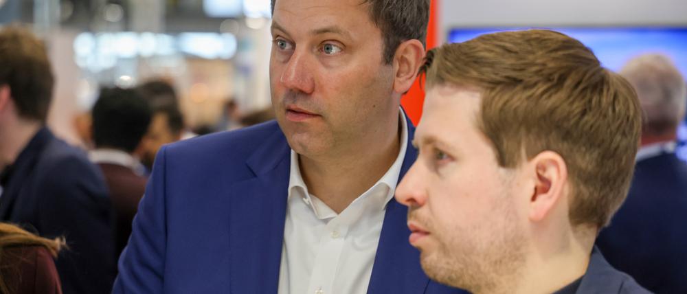 Kevin Kühnert, Generalsekretär der SPD (rechts) und Lars Klingbeil, Bundesvorsitzender der SPD, warnen eindringlich vor der AfD.