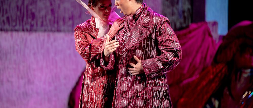 Camille Caradeuc und Dohoon Lee in „L’enfant et les sortilèges“ von Maurice Ravel.