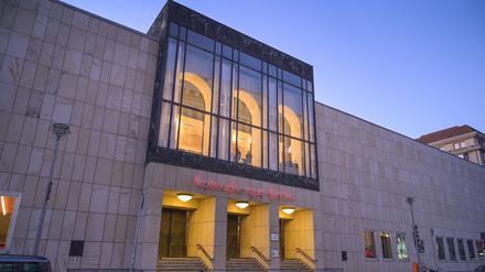 Das Stammhaus der Komische Oper Berlin in der Behrenstraße wird seit 2023 saniert. 