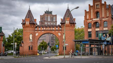 Berlin Reinickendorf OT Tegel Berliner Straße / Am Borsigturm / U-Bahnhof Borsigwerke Berlin *** Berlin Reinickendorf OT Tegel Berliner Straße Am Borsigturm U Station Borsigwerke Berlin