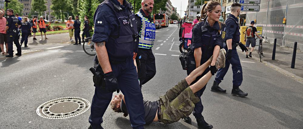 Ein Klima-Protest der „Letzten Generation“ (Symbolbild).