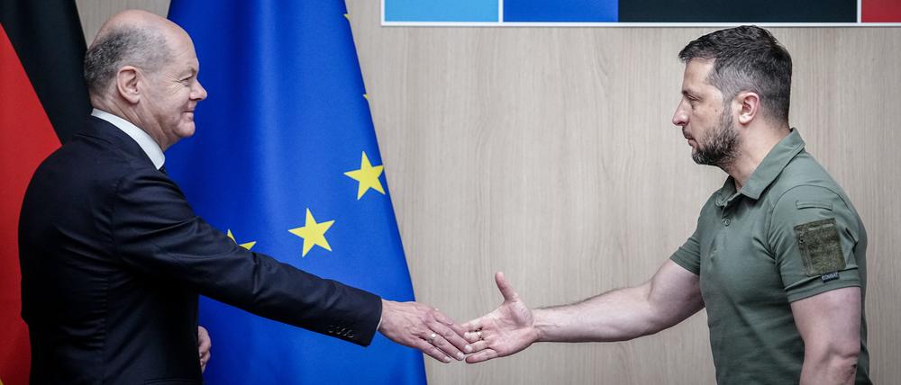 Keine konkrete Nato-Perspektive: Bundeskanzler Olaf Scholz (SPD) und Wolodymyr Selenskyj, Präsident der Ukraine, beim Gipfel des Bündnisses in Vilnius 2023.