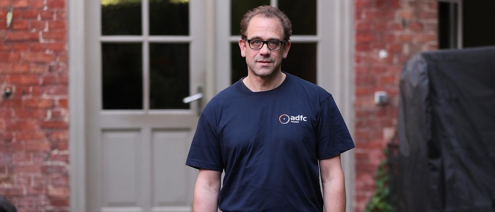 Potsdam, 27.06.2023 / Lokales /
Phillip Otto, Allgemeiner Deutscher Fahrrad-Club e.V. (ADFC), Sommerserie „Wahlweise“ mit FFF,
Foto: Ottmar Winter PNN