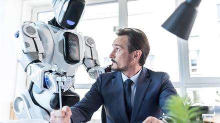 Die Gehaltsverhandlung ist kein leichter Termin – mit der richtigen Vorbereitung schaffen es Arbeitnehmer aber, zu einer guten Einigung zu kommen.