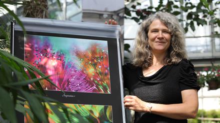 Kunstfotografin Antje Schulz stellt im Botanischen Garten in Potsdam aus.