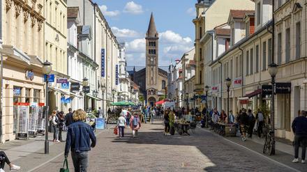 Fußgängerzone Brandenburger Straße in Potsdam.
