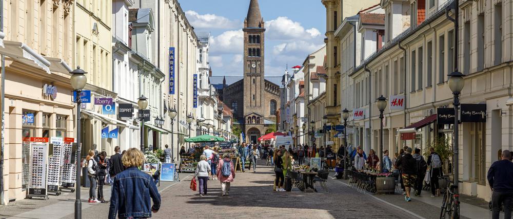 Fußgängerzone Brandenburger Straße in Potsdam.