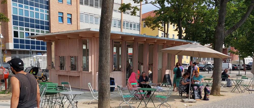 Das neue Café Leo auf dem Leopoldplatz in Berlin-Wedding.