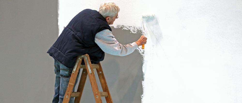 Nicht alle im Mietvertrag festgelegten Schönheitsreparaturen müssen auch umgesetzt werden. Hier lässt sich vielleicht Geld sparen.