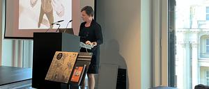 Die amerikanische MusikwissenschaftlerinMaria Sonevytsky bei ihrer Vorlesung.  