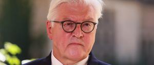 Bundespräsident, Frank-Walter Steinmeier mit seiner Frau Elke Büdenbender zu Besuch der Ausstellung 75 Jahre Potsdamer Konferenz im Schloss Cecilienhof