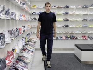 Stepan Timoshin in seinem Geschäft. (Symbolbild)