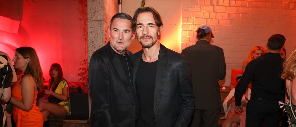 Michael Michalsky, Thomas Hayo kommen zur Party der Bunte New Faces Award Style im Prince Charles. Zum 23. Mal wurden Nachwuchstalente ausgezeichnet..